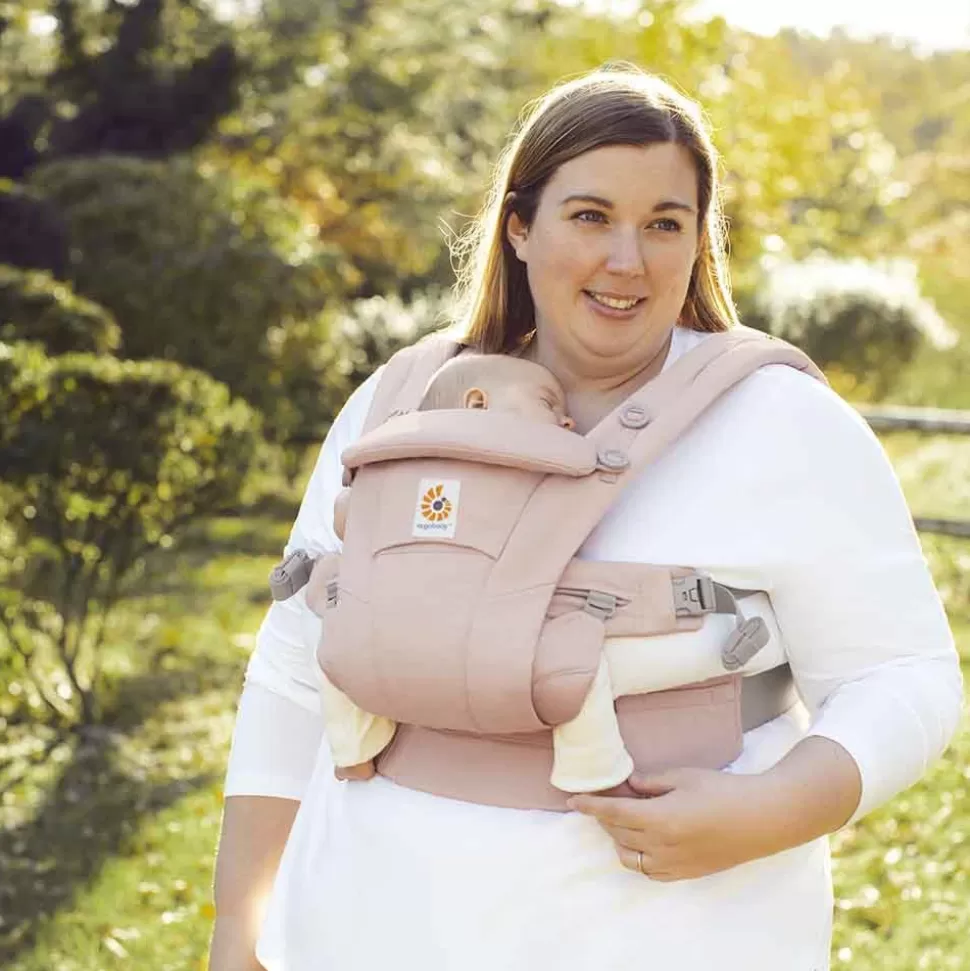 Porte-Bebe Omni Dream - Rose Quartz | Ergobaby Fashion